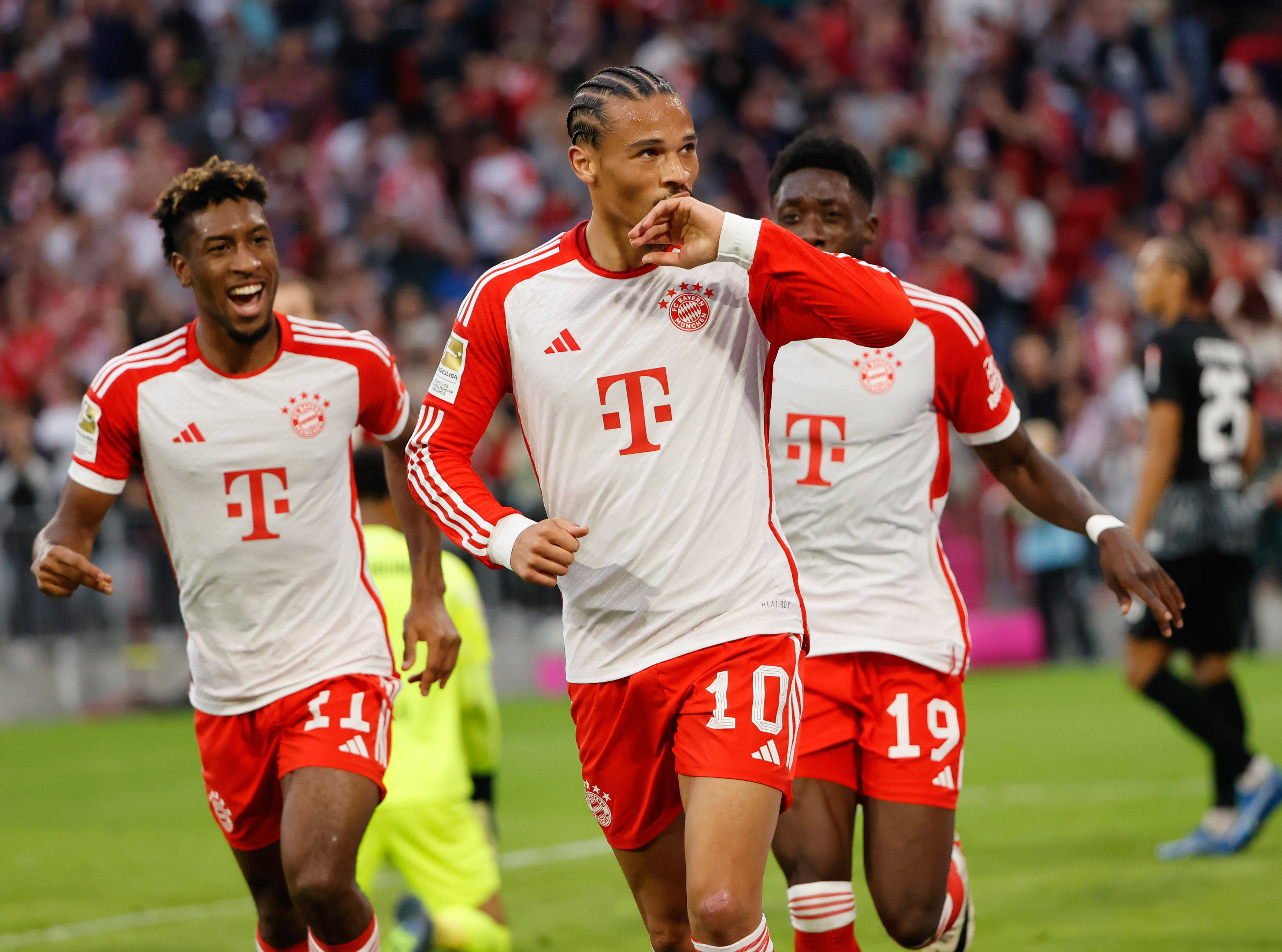 1xBit体育下载-曼联战术布置详解,主帅重点强调防守反击的简单介绍