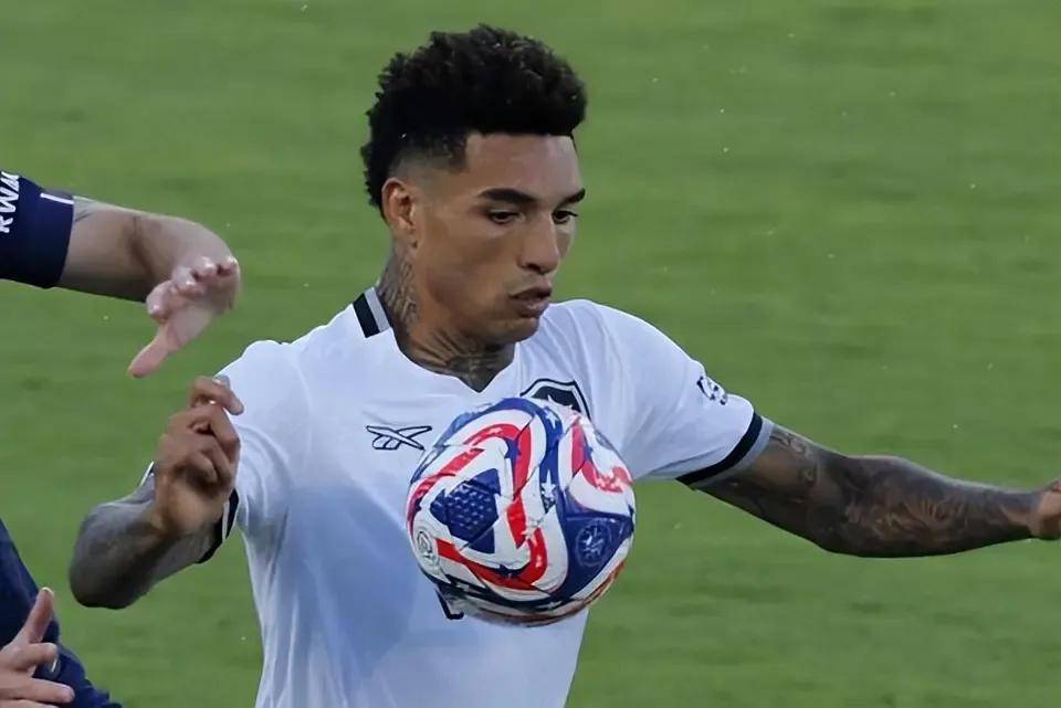 帕尔梅拉斯队长发声，誓夺世俱杯冠军荣耀的简单介绍