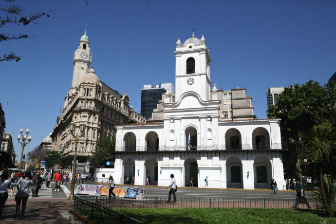 1xBit体育培训-布宜诺斯艾利斯独立主场优势明显，球迷期待逆转奇迹的简单介绍