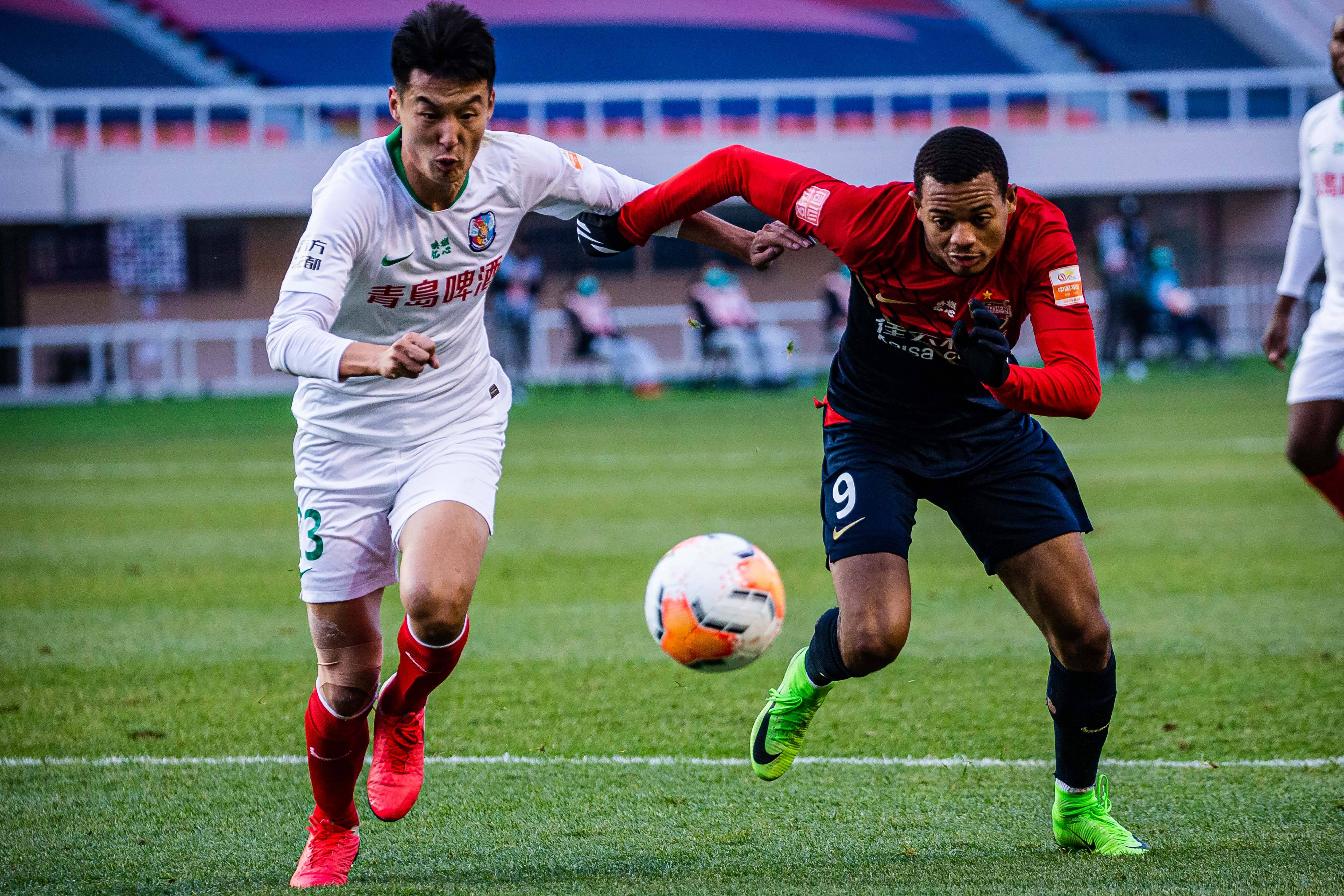 蜚声中外！广州富力受敌深圳佳兆业劲敌对阵的简单介绍