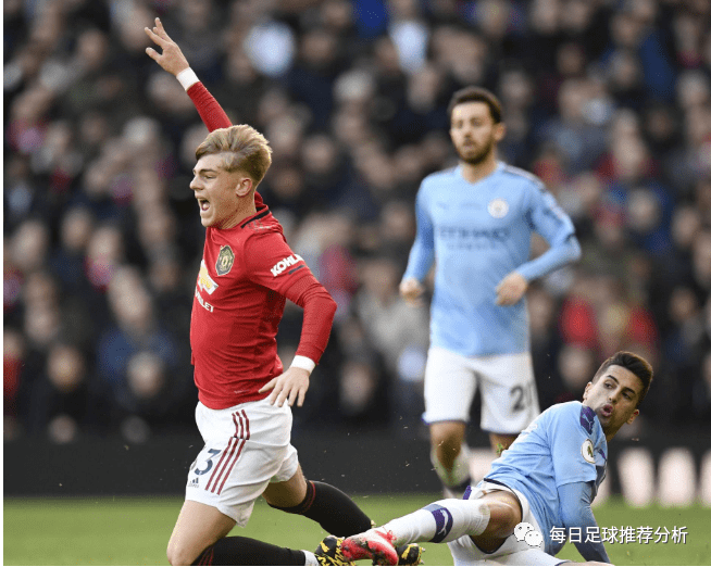 圣埃蒂安客场惨败水晶宫，降级危机加剧保级形势堪忧