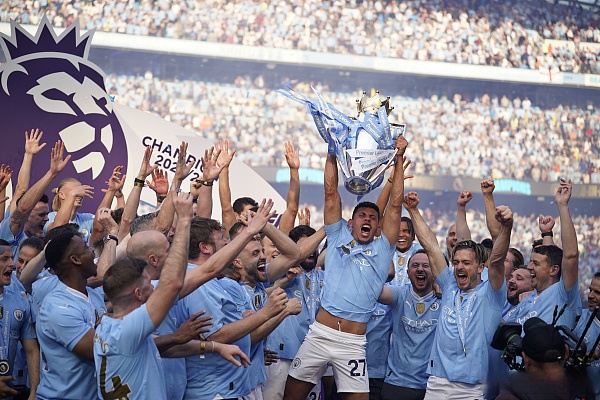 1xBit体育培训-双杀对手！曼城队在比赛中取胜