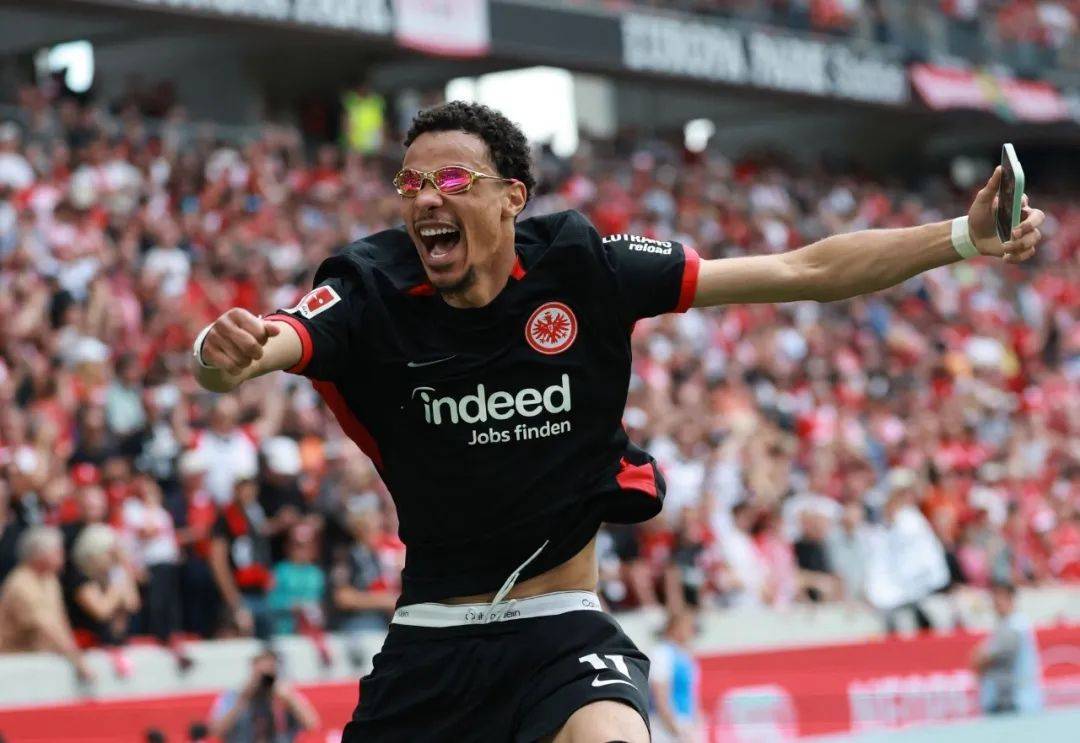 1xBit体育新闻-利物浦力克，锁定晋级资格！