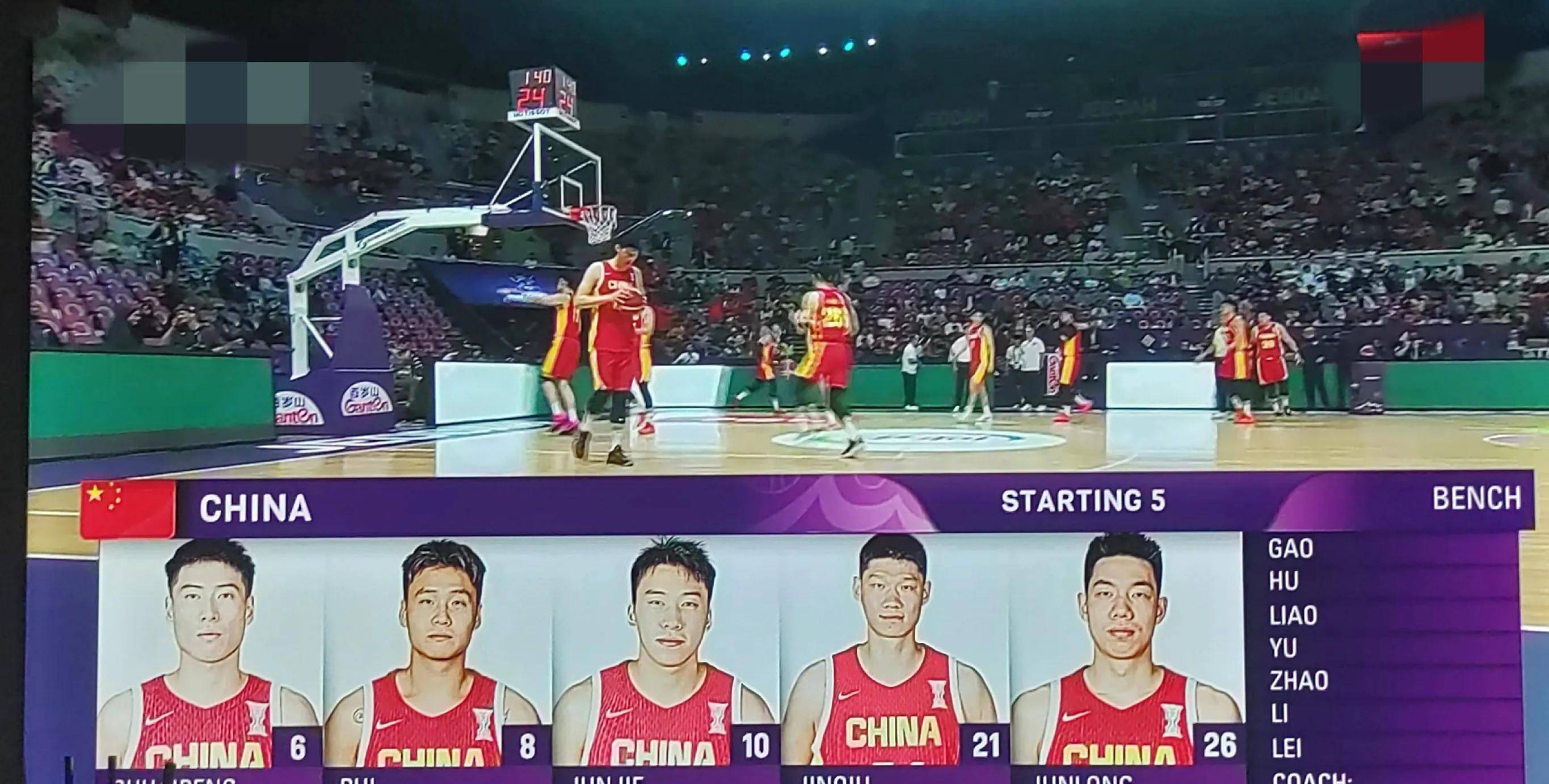 1xBit体育娱乐-包含精彩一幕！球员们的拼搏精神感动观众的词条