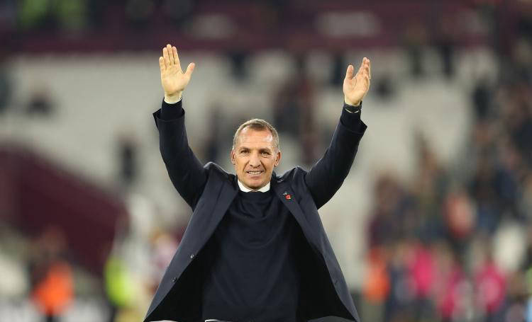 包含拜仁慕尼黑豪取客场胜利，展现霸气实力的词条