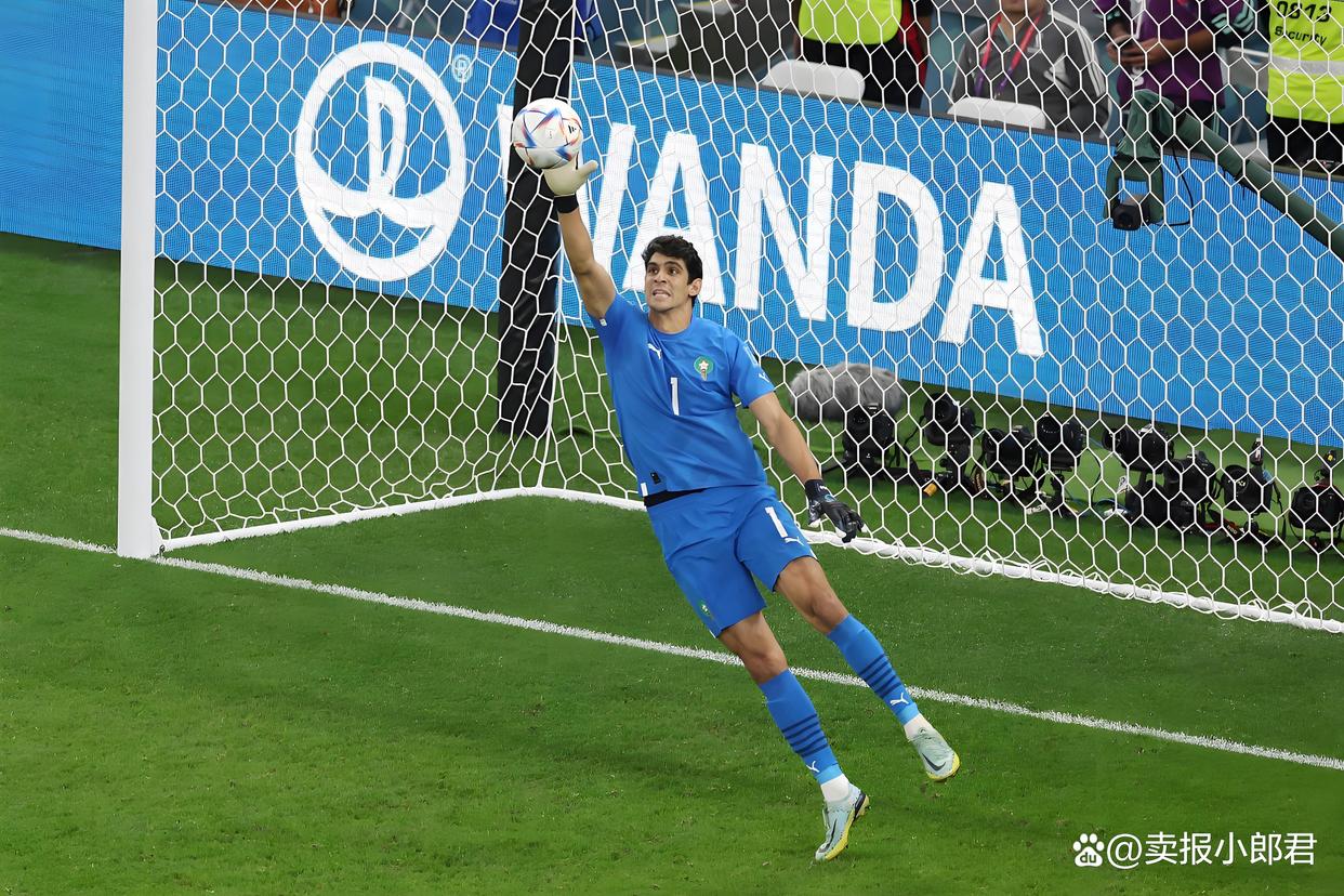 关于美国门将因私人原因缺席训练，球队关注其情况的信息