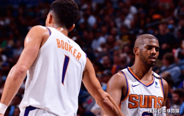 小牛胜热火，保罗单挑拥抱的简单介绍